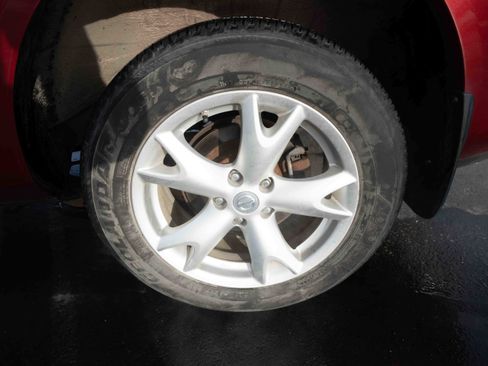 Used 2009 Nissan Rogue SL w/ Premium Pkg image 29