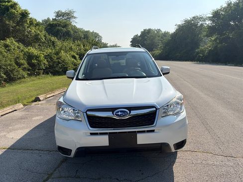 Used 2014 Subaru Forester 2.5i Premium AWD/4WD image 8