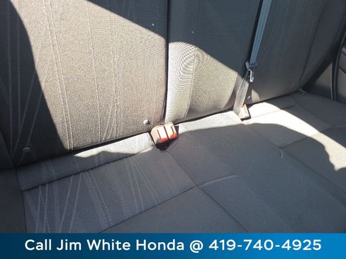 Used 2018 Ford Focus SE image 21