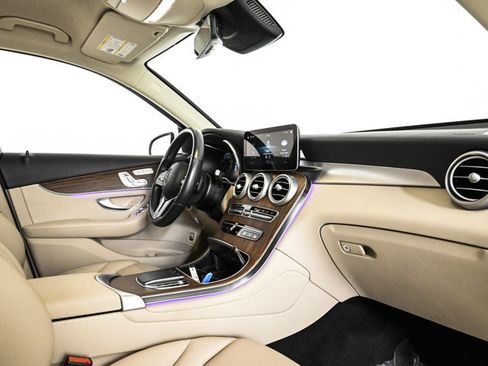 Used 2022 Mercedes-Benz GLC 300 4MATIC image 23