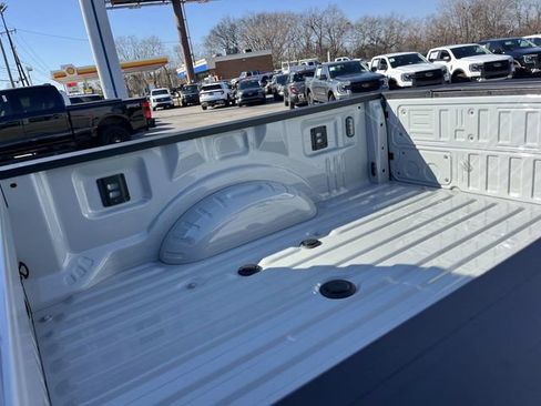 New 2026 Ford F250 Platinum image 12