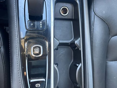 Used 2024 Volvo XC90 B5 Core AWD/4WD image 20