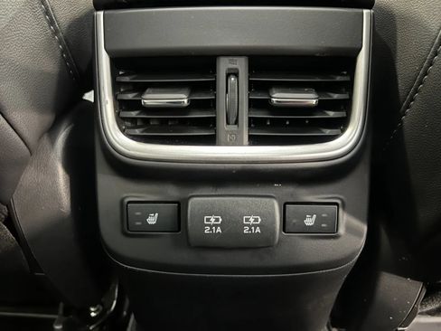 Used 2022 Subaru Outback Limited AWD/4WD image 31