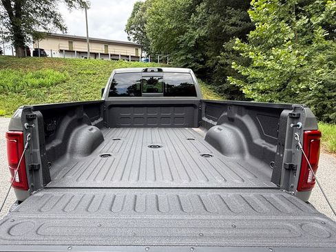 New 2026 RAM 3500 Limited AWD/4WD image 10