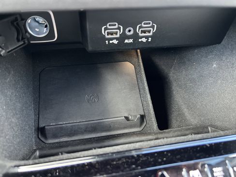 Used 2023 Jeep Wagoneer Series II AWD/4WD image 25