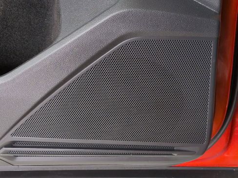 Used 2018 Volkswagen Tiguan S image 27