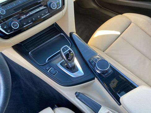 Used 2018 BMW 330i xDrive Sedan w/ Premium Package image 36