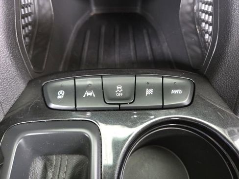 Used 2025 Chevrolet TrailBlazer LT AWD/4WD image 8