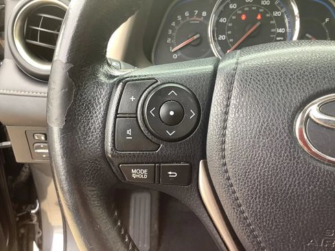 Used 2015 Toyota RAV4 Limited AWD/4WD image 36