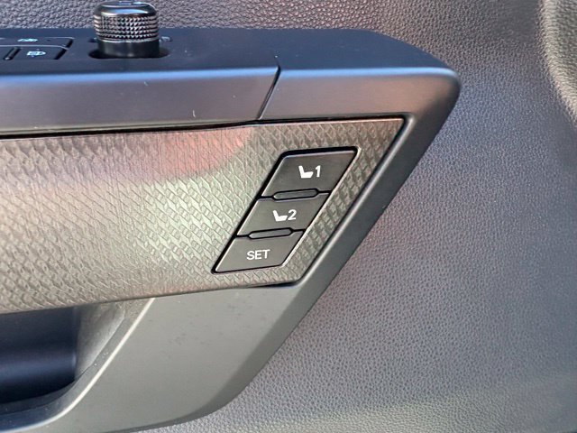 Used 2025 Toyota Sequoia TRD Pro AWD/4WD image 28