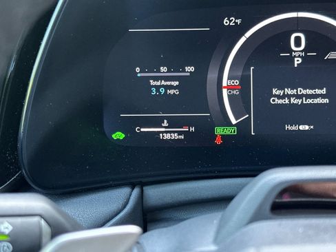 Used 2025 Lexus TX 500h AWD w/ Technology Package image 36