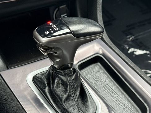 Used 2021 Dodge Charger SXT w/ Leather Interior Group image 17