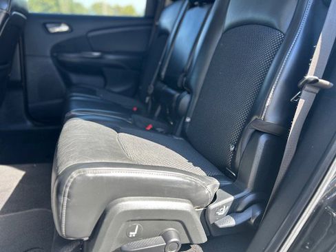 Used 2020 Dodge Journey Crossroad w/ Popular Equipment Group image 11