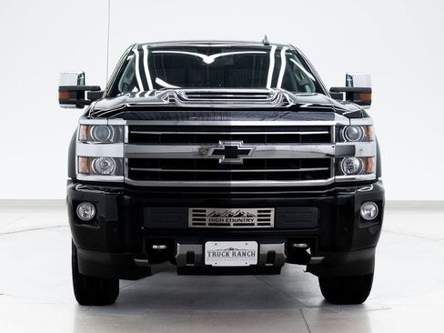 Used 2019 Chevrolet Silverado 3500 High Country w/ Duramax Plus Package AWD/4WD image 2