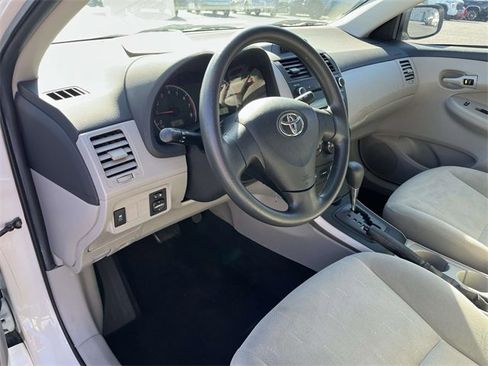 Used 2012 Toyota Corolla LE image 15