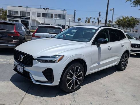 Certified 2023 Volvo XC60 B5 Plus w/ Climate Package FWD image 7