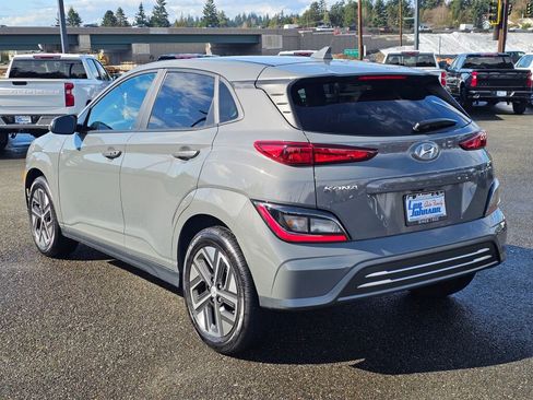 Used 2023 Hyundai Kona SE image 7