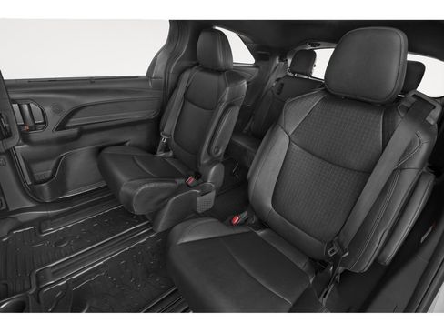 New 2026 Toyota Sienna XLE Woodland Edition AWD/4WD image 8