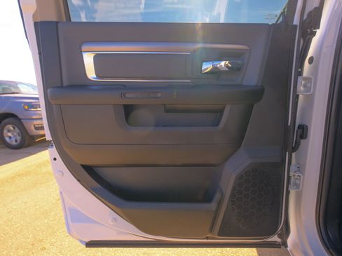 Used 2023 RAM 1500 Classic SLT w/ Electronics Group image 36