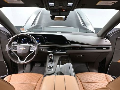Used 2023 Cadillac Escalade Sport w/ Touring Package AWD/4WD image 31