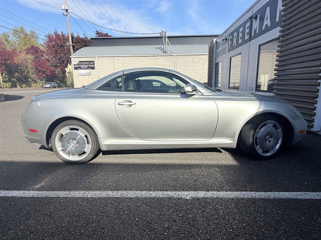Used 2004 Lexus SC 430 Convertible RWD image 12