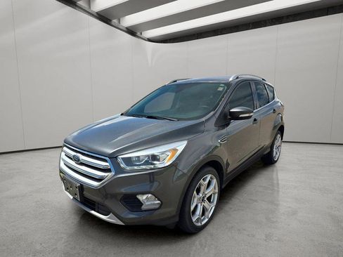 Used 2020 Chevrolet Equinox LS w/ LS Convenience Package FWD image 1