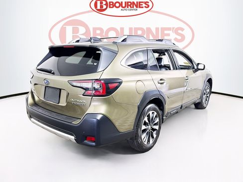 Used 2023 Subaru Outback Touring XT AWD/4WD image 12