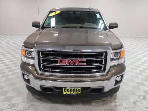 Used 2015 GMC Sierra 1500 SLE w/ SLE Value Package AWD/4WD image 6