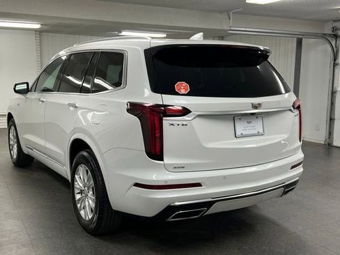 Used 2024 Cadillac XT6 Luxury w/ LPO, Floor Liner Package AWD/4WD image 3