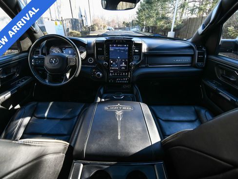 Used 2022 RAM 1500 Limited image 12