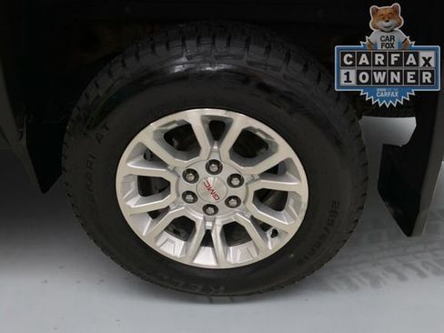 Used 2015 GMC Sierra 1500 SLE w/ SLE Value Package AWD/4WD image 17