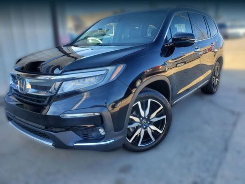 Used 2019 Honda Pilot Touring image 3