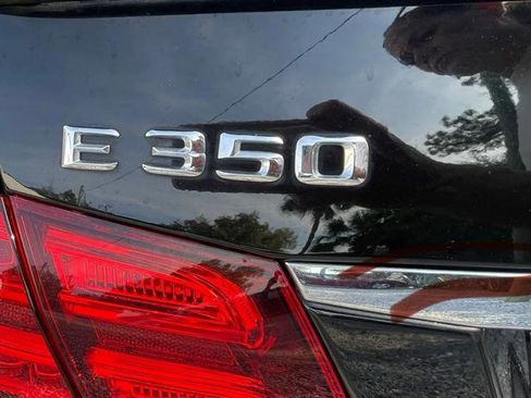 Used 2016 Mercedes-Benz E 350 Sedan image 3