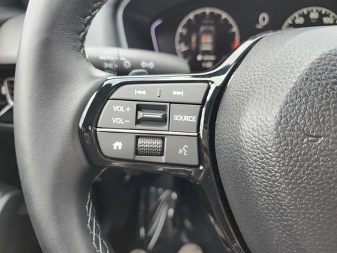 Used 2025 Honda Civic Sport image 34