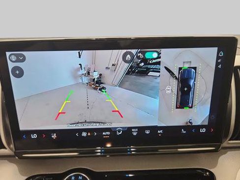 New 2025 Ford Expedition Max Active image 17