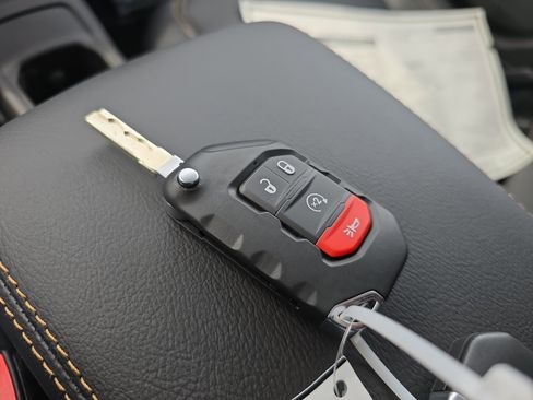 New 2025 Jeep Gladiator Sport w/ Premium Package image 29