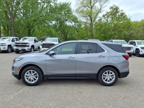 Used 2024 Chevrolet Equinox LT w/ LPO, Floor Liner Package AWD/4WD image 7