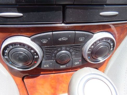 Used 2006 Mercedes-Benz SL 500 image 22