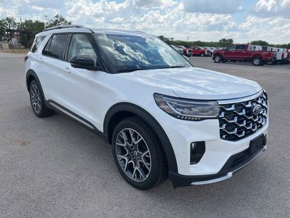 New 2025 Ford Explorer Platinum w/ Ultimate Package