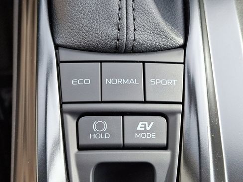 Used 2026 Toyota Camry SE image 23