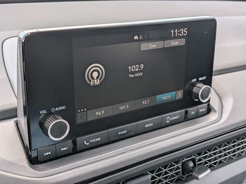 Certified 2023 Honda Accord EX image 28