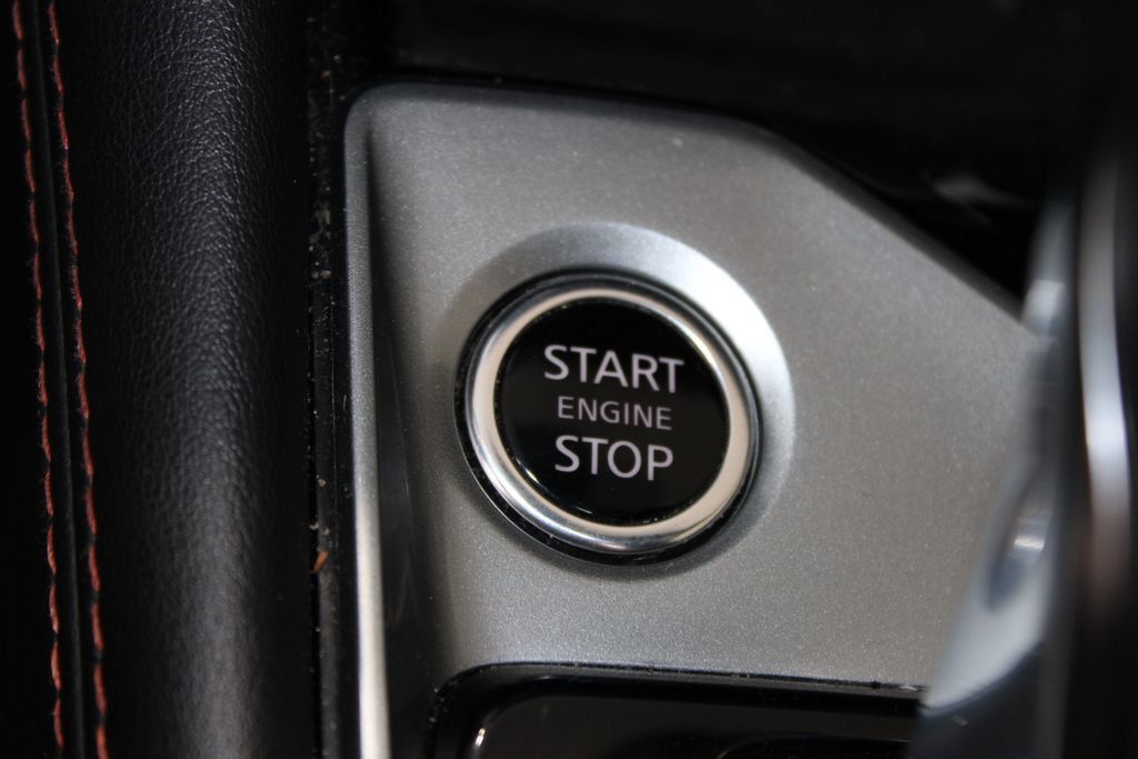 Used 2024 Nissan Altima 2.5 SR FWD image 34