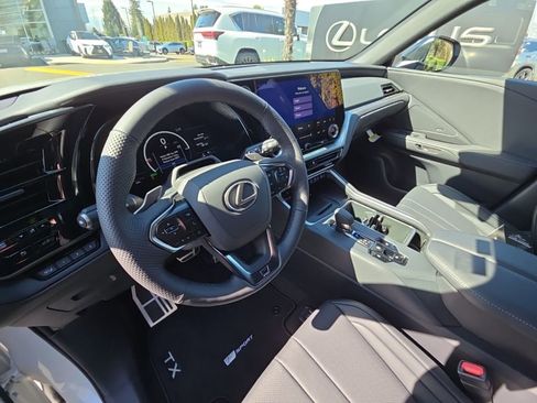 New 2026 Lexus TX 500h AWD image 12