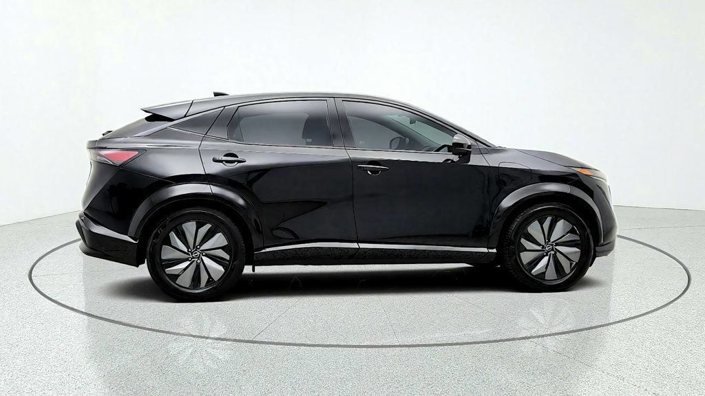Used 2024 Nissan Ariya AWD image 4