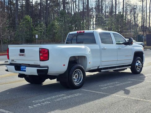 Used 2017 GMC Sierra 3500 Denali w/ Duramax Plus Package AWD/4WD image 8