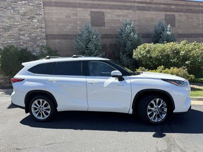 Used 2021 Toyota Highlander Limited