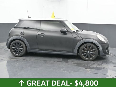 Used 2015 MINI Cooper S image 11
