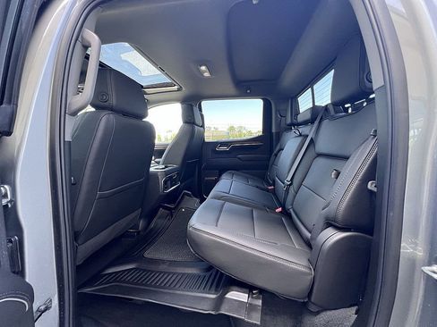 Used 2024 GMC Sierra 1500 Denali w/ Denali Reserve Package AWD/4WD image 13
