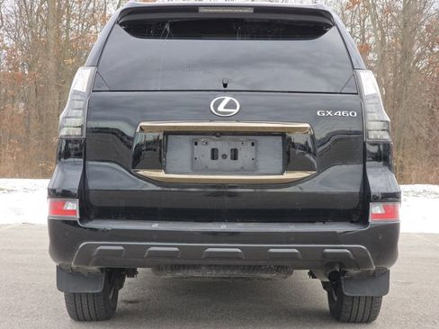 Used 2023 Lexus GX 460 image 11