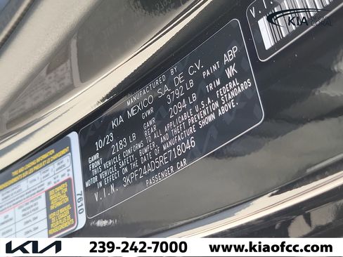 Used 2024 Kia Forte LXS FWD image 30